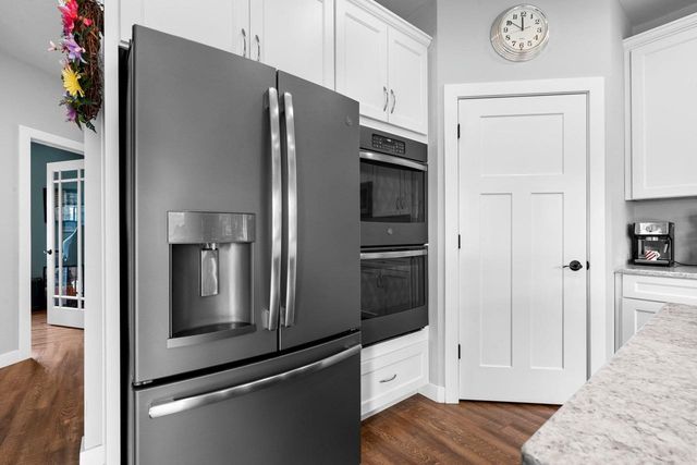 4294 N CRANE DRIVE, Appleton, WI 54914