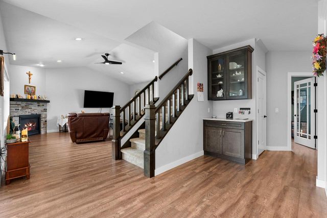 4294 N CRANE DRIVE, Appleton, WI 54914