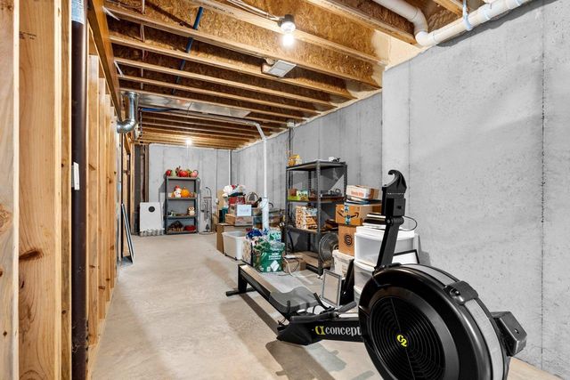 4294 N CRANE DRIVE, Appleton, WI 54914