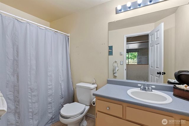 6936 Troy Lane NE, Bremerton, WA 98311