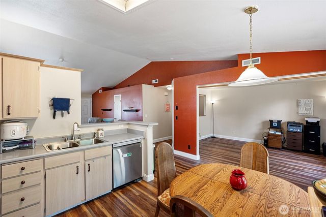 6936 Troy Lane NE, Bremerton, WA 98311