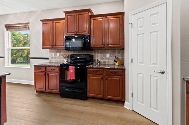 1269 WESTERN PINE CIRCLE, Sarasota, FL 34240