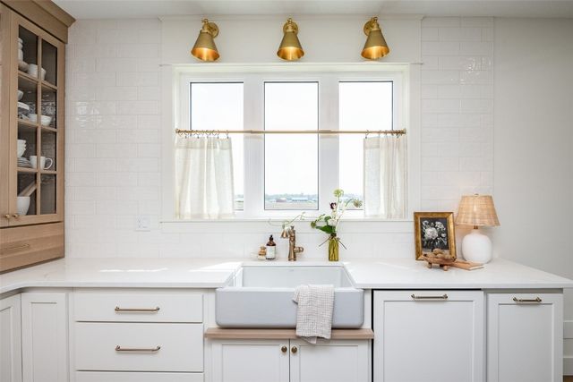 5466 Silver Ridge Road, Marion, IA 52302