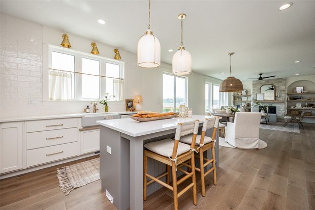 5466 Silver Ridge Road, Marion, IA 52302