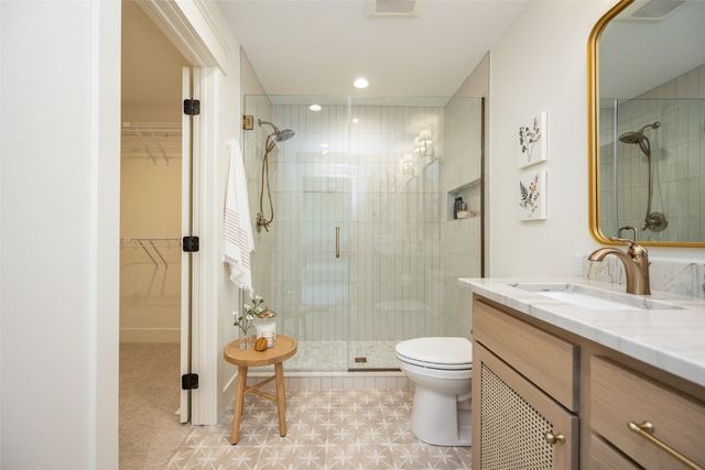 5466 Silver Ridge Road, Marion, IA 52302