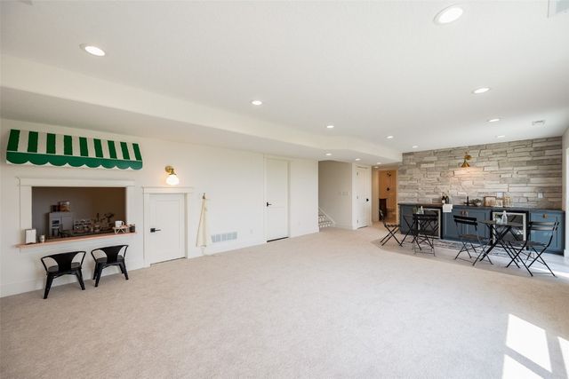 5466 Silver Ridge Road, Marion, IA 52302