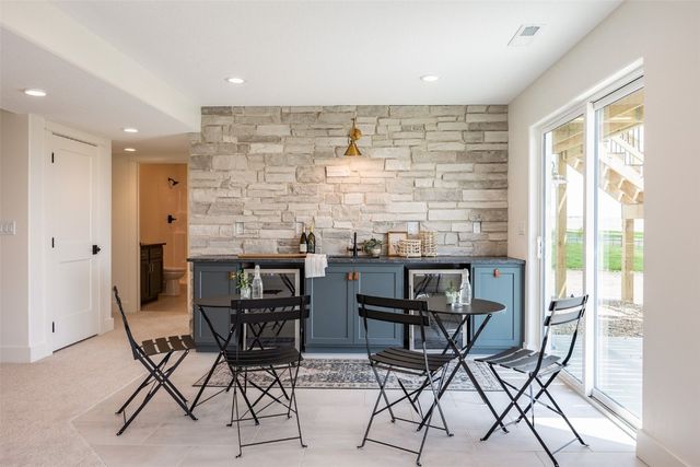 5466 Silver Ridge Road, Marion, IA 52302