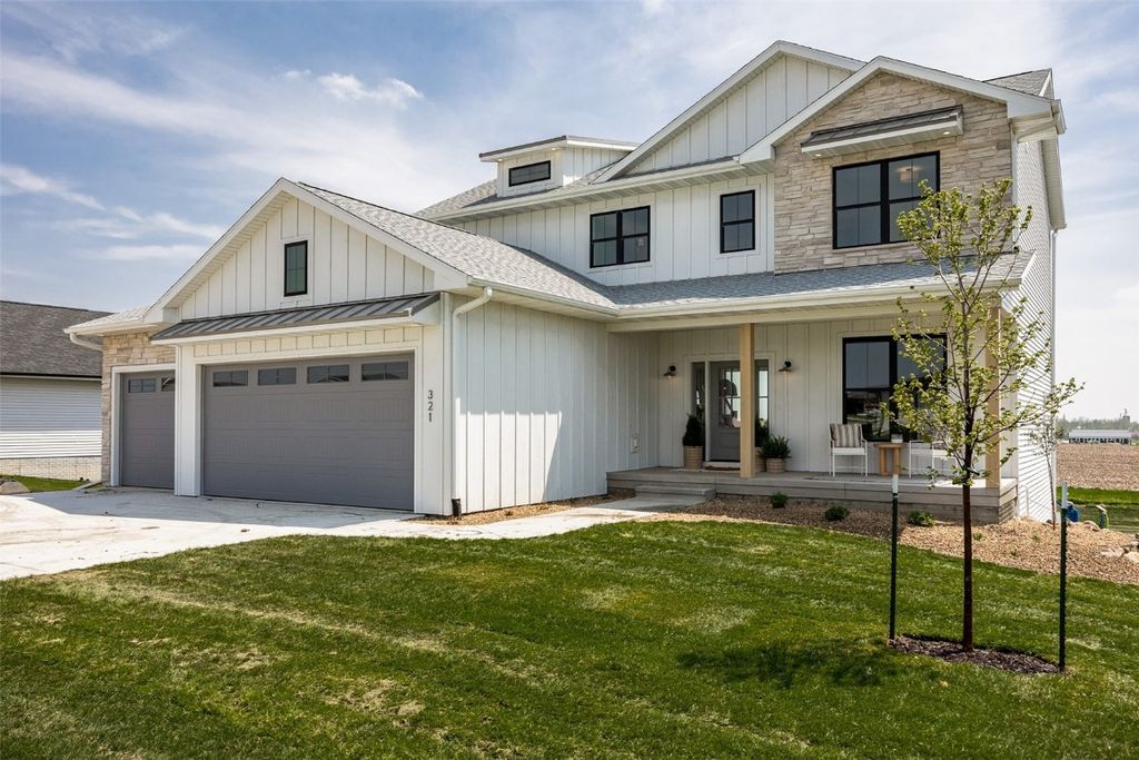 5466 Silver Ridge Road, Marion, IA 52302