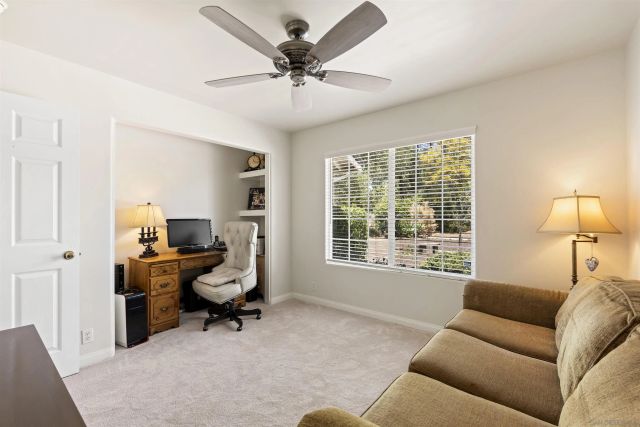 10525 Burned Oak Lane, Escondido, CA 92026