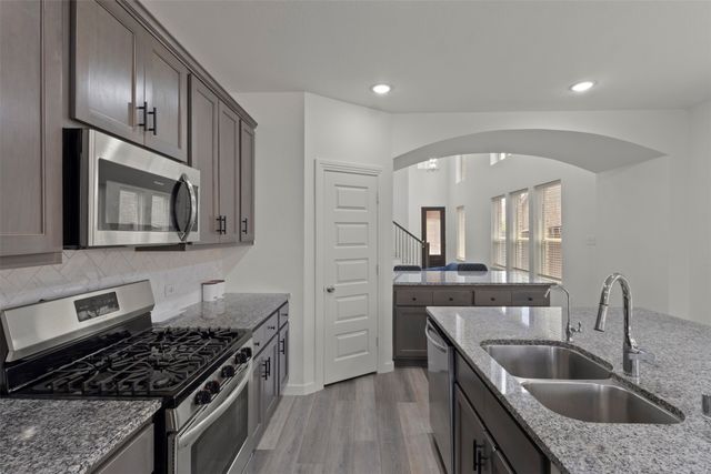 1504 Shire Drive, Aubrey, TX 76227