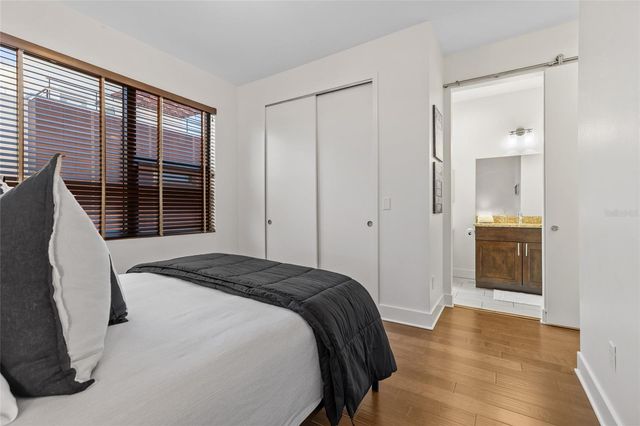 130 8TH STREET N, St Petersburg, FL 33701