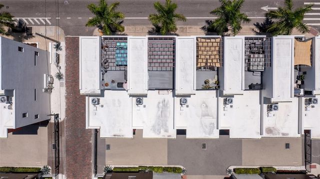 130 8TH STREET N, St Petersburg, FL 33701