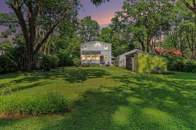10624 Borgman Avenue, Belleville, MI 48111