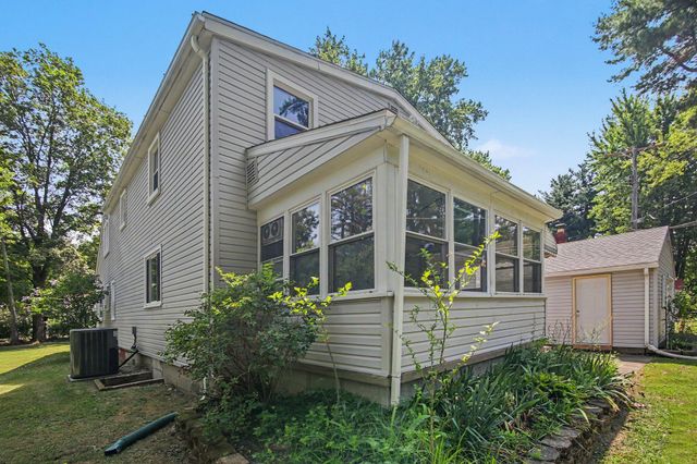 10624 Borgman Avenue, Belleville, MI 48111