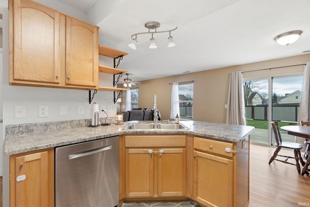 619 Wyss Ridge Drive, Fort Wayne, IN 46819