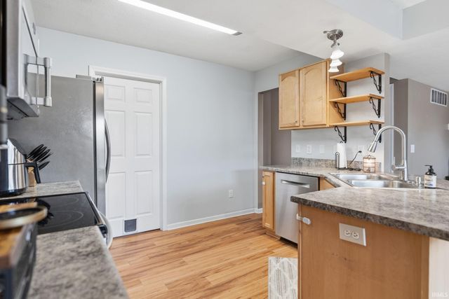 619 Wyss Ridge Drive, Fort Wayne, IN 46819