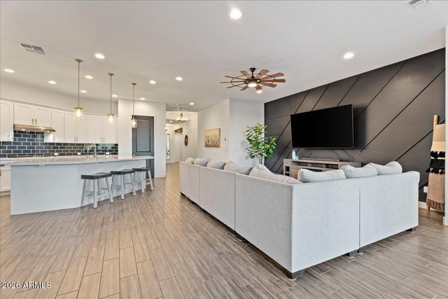 4711 N 212TH Drive, Buckeye, AZ 85396
