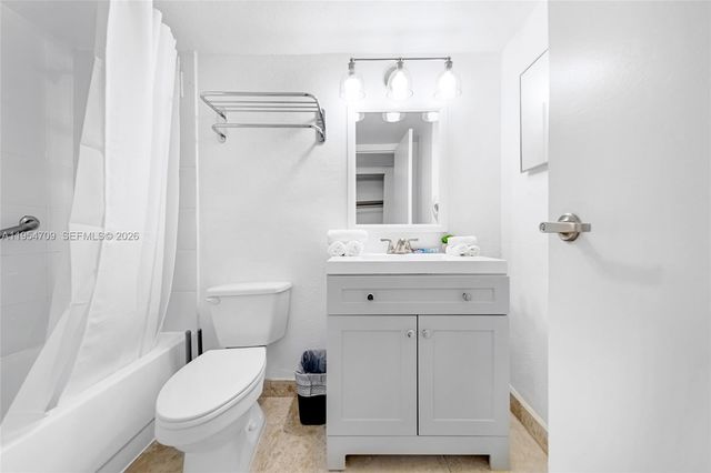 19201 Collins Ave 949, Sunny Isles Beach, FL 33160