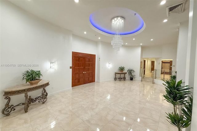 19201 Collins Ave 949, Sunny Isles Beach, FL 33160