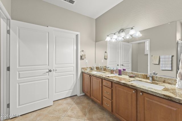 17031 W OASIS SPRINGS Way, Surprise, AZ 85387