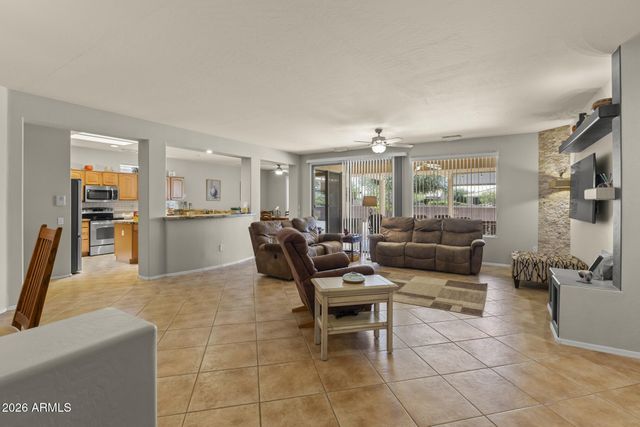 17031 W OASIS SPRINGS Way, Surprise, AZ 85387