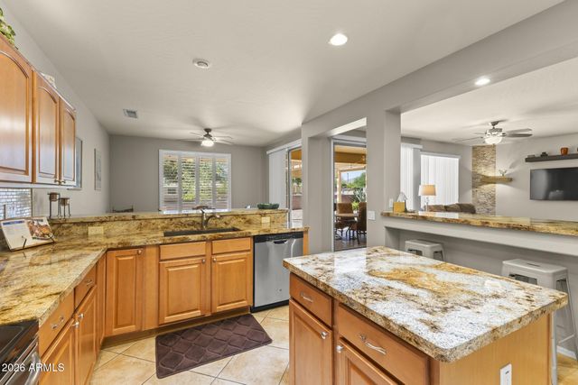 17031 W OASIS SPRINGS Way, Surprise, AZ 85387