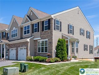 4618 Woodbrush Way, Upper Macungie Twp, PA 18104