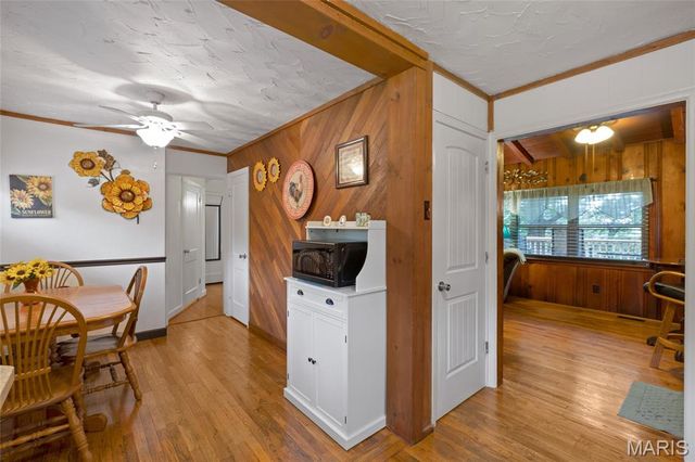 6240 Antire Road, High Ridge, MO 63049