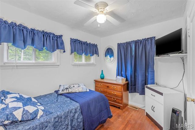 6240 Antire Road, High Ridge, MO 63049