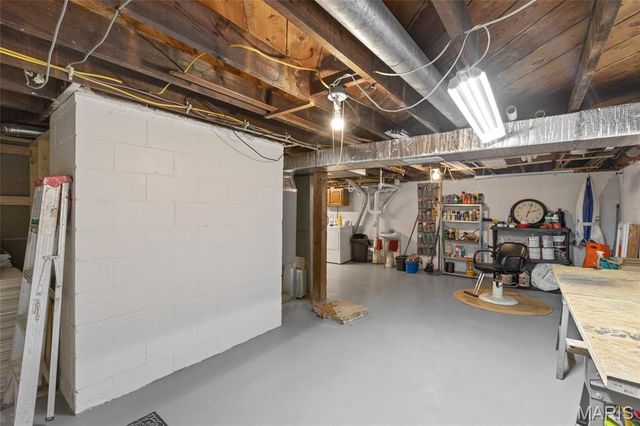6240 Antire Road, High Ridge, MO 63049