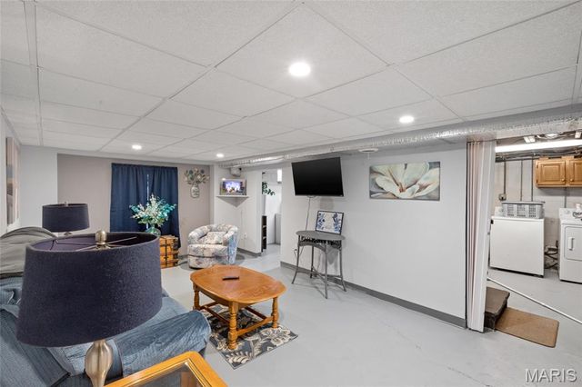 6240 Antire Road, High Ridge, MO 63049