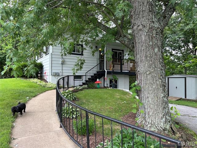 6240 Antire Road, High Ridge, MO 63049