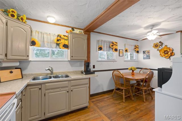 6240 Antire Road, High Ridge, MO 63049