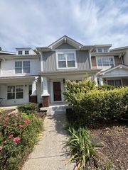 554 Flintlock Ct, Nashville, TN 37217