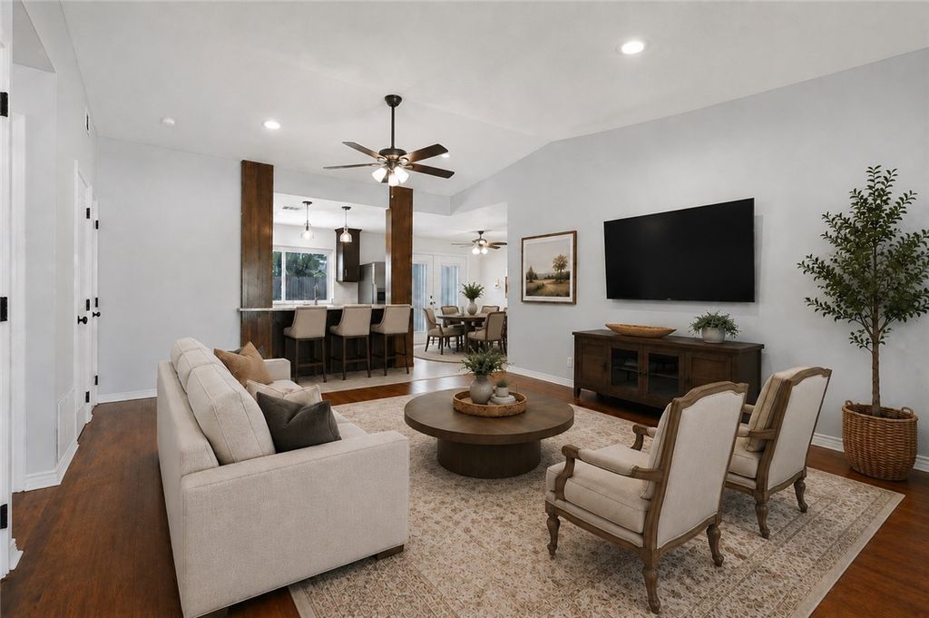 2210 Quail Hollow Drive, Bryan, TX 77802 — photo 4