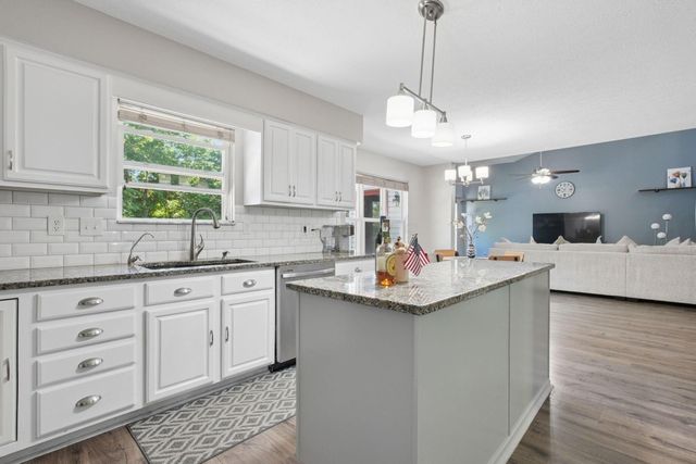 6657 Springview Drive, Westerville, OH 43082