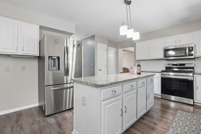 6657 Springview Drive, Westerville, OH 43082