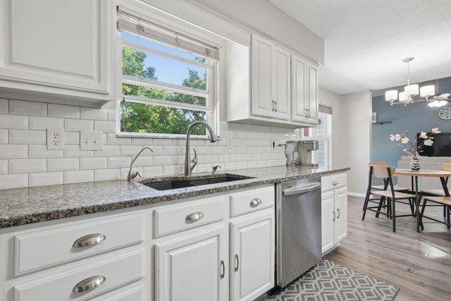 6657 Springview Drive, Westerville, OH 43082