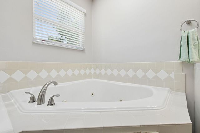 6657 Springview Drive, Westerville, OH 43082