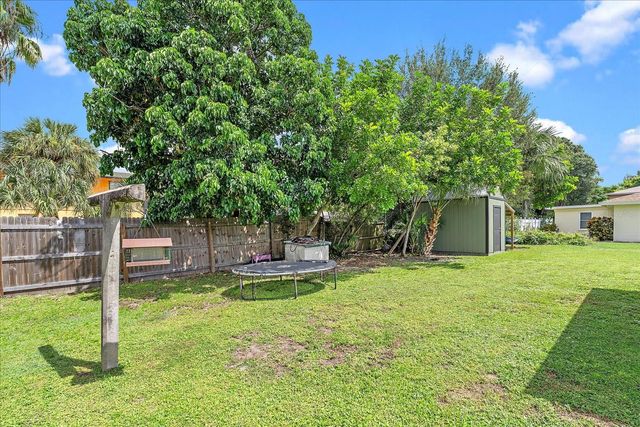 4455 MAYGOG ROAD, Sarasota, FL 34233