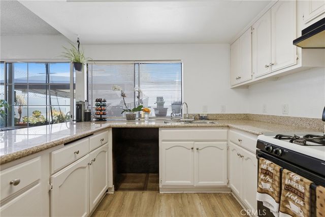 10015 Karmont Avenue, South Gate, CA 90280