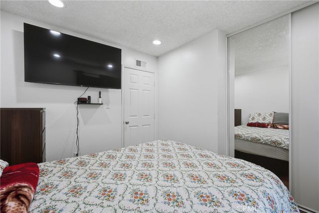 10015 Karmont Avenue, South Gate, CA 90280