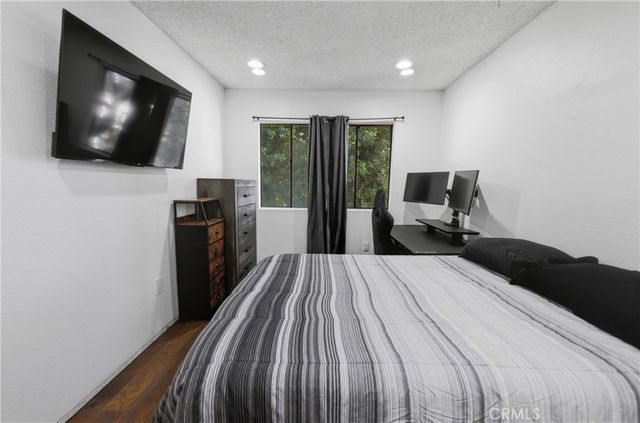 10015 Karmont Avenue, South Gate, CA 90280