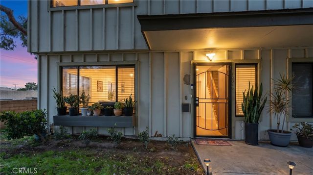 10015 Karmont Avenue, South Gate, CA 90280