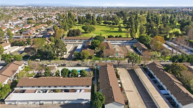 10015 Karmont Avenue, South Gate, CA 90280