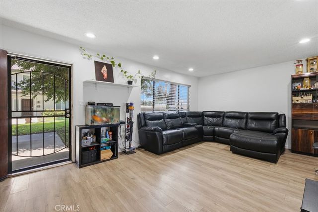 10015 Karmont Avenue, South Gate, CA 90280