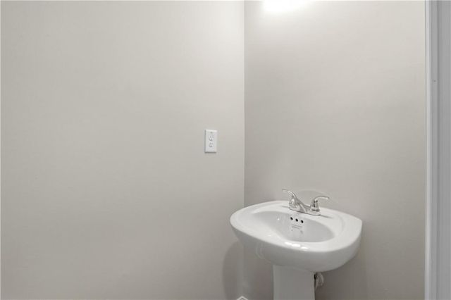 28 Village Trace, Rydal, GA 30171
