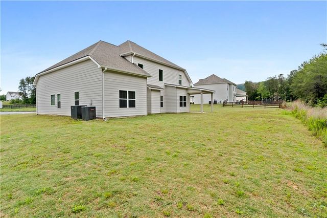 28 Village Trace, Rydal, GA 30171