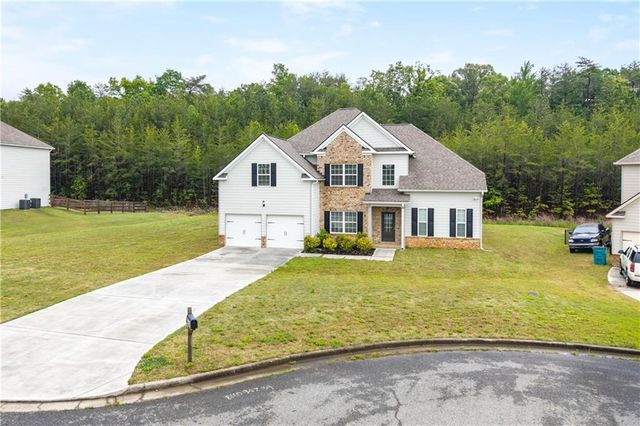 28 Village Trace, Rydal, GA 30171