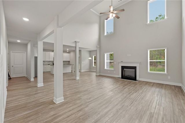 28 Village Trace, Rydal, GA 30171